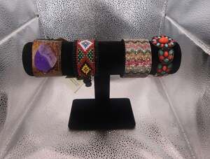 Beautiful 4 bracelet bundle (4-Piece)